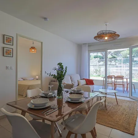 - Proche Apartment *
