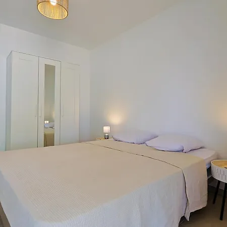 - Proche Apartment Le Lavandou